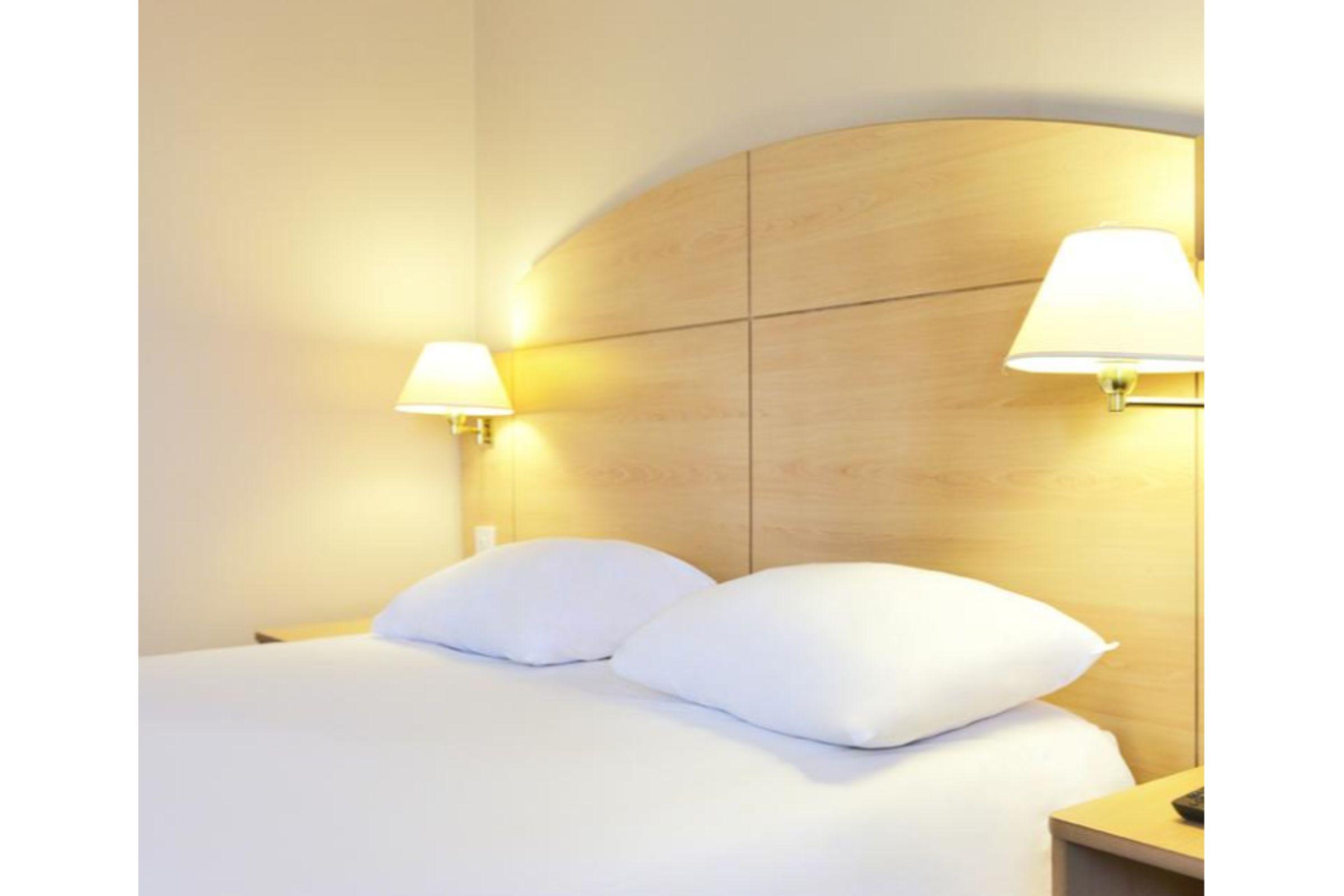 Campanile Hotel Лестер Экстерьер фото