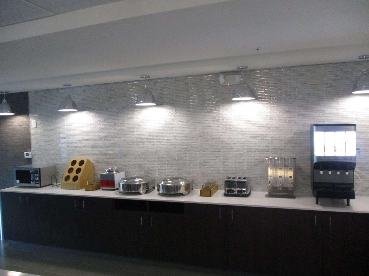 Campanile Hotel Лестер Экстерьер фото