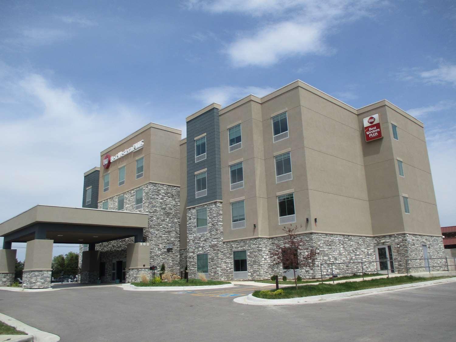 Campanile Hotel Лестер Экстерьер фото