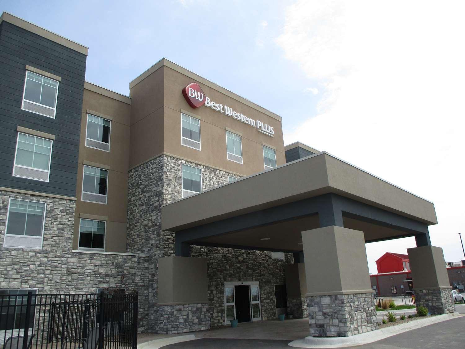 Campanile Hotel Лестер Экстерьер фото